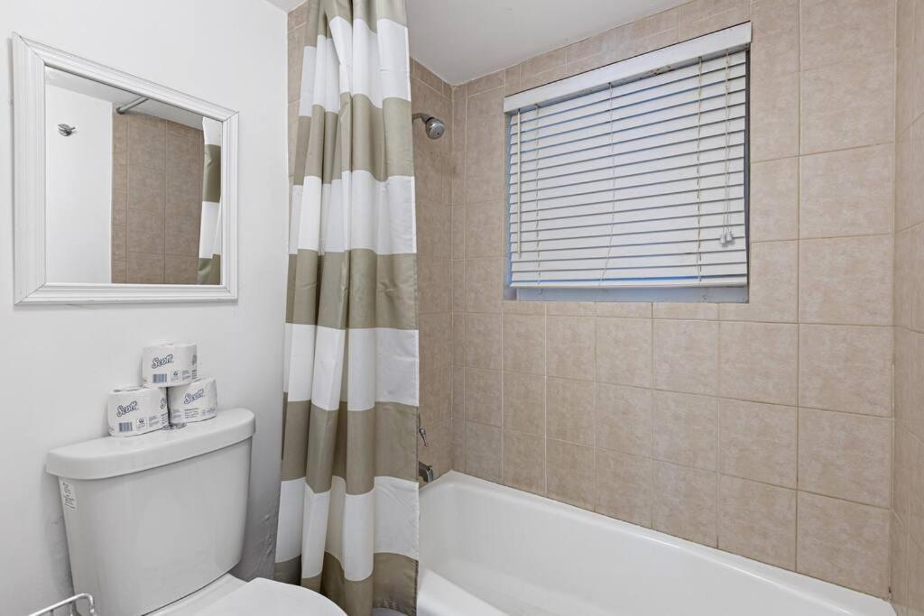 Beach Apt With Waterview In Las Olas Blvd Форт-Лодердейл Экстерьер фото